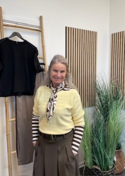 Marta Gul Costanza Bluse Og Tørklæde Fra Vanting