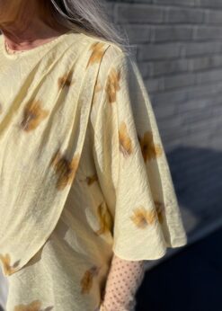 Myla Flower Bluse I Gult Print Fra Co Couture