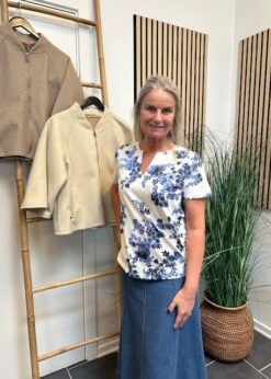 Part Two Gesinas T Shirt I Blå Blomst