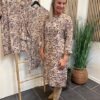 Peace Heart Joy Style Jennifer I Brun Beige Sort Print