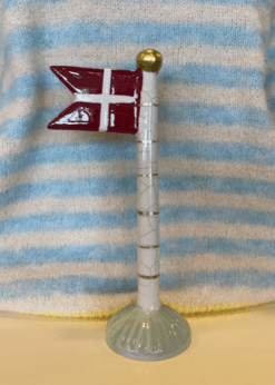 Stort Keramik Flag Creme Stang Med Guld Striber Og Mint Fod