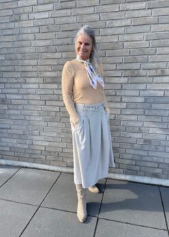 Three M Gul Mesh Og Three M Tørklæde Og Midi Anya Nederdel Fra Co Couture