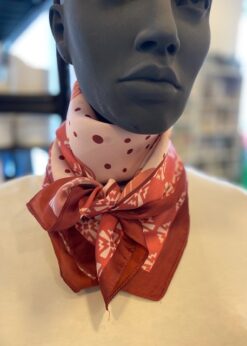 Three M Tørklæde Bordeaux Rosa