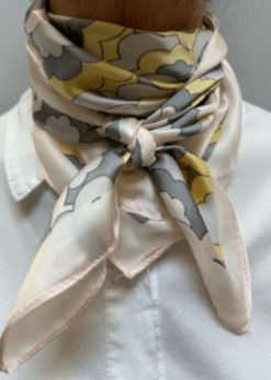 Three M Tørklæde Pastel Grå Gul