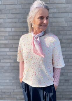 Tørklklæde Og Numph Bluse Og Three M Mesh