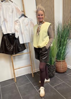 Co Couture Phoebe Skind Shorts Og Marta Gul Vest