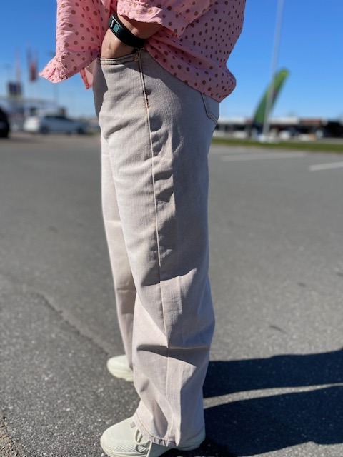 Jeans I sandfarvet Fra Marta