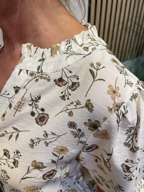 Molli Skjorte I Blomsterprint Fra Freequent