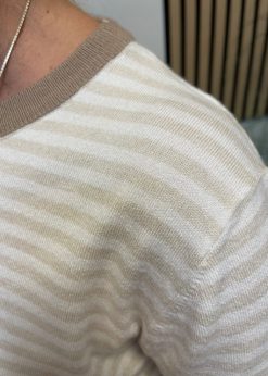 Sand Offwhite Stribet Zanti Bluse Fra Freequent
