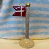 Speedtsberg Lille Flag Nougat Stang Med Guld Prikker Og Gul Fod