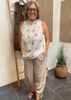 Alternative view of Marta Lucina Beige Top