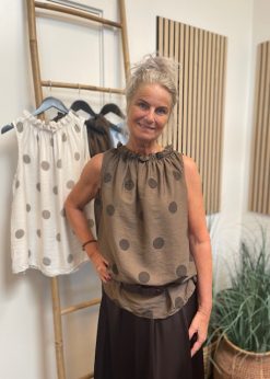 Marta Lucina Brun Top