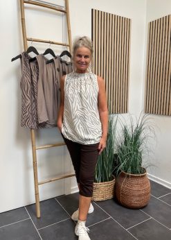 Alternative view of Marta Lucina Top Zebra Beige