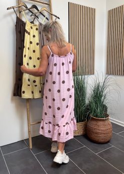 Alternative view of Marta Luliana Kjole Pink Med Brune Prikker